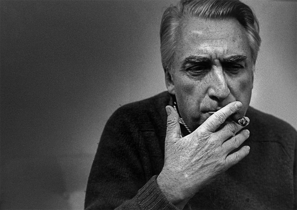 Roland Barthes Smoking